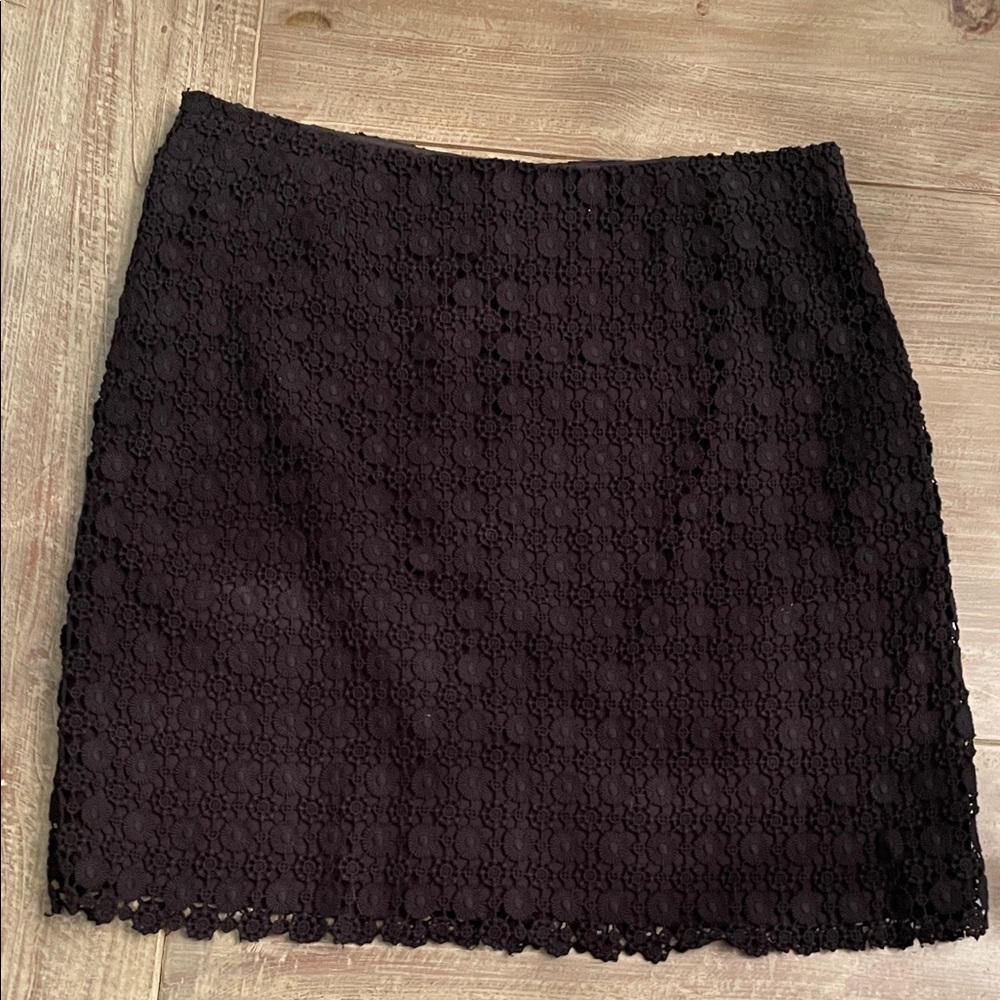 Vince Camuto Elegant Black Crochet Lace coverlet Skirt